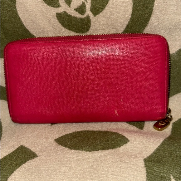 MCM Red Zip-Around Wallet - Picture 3 of 8